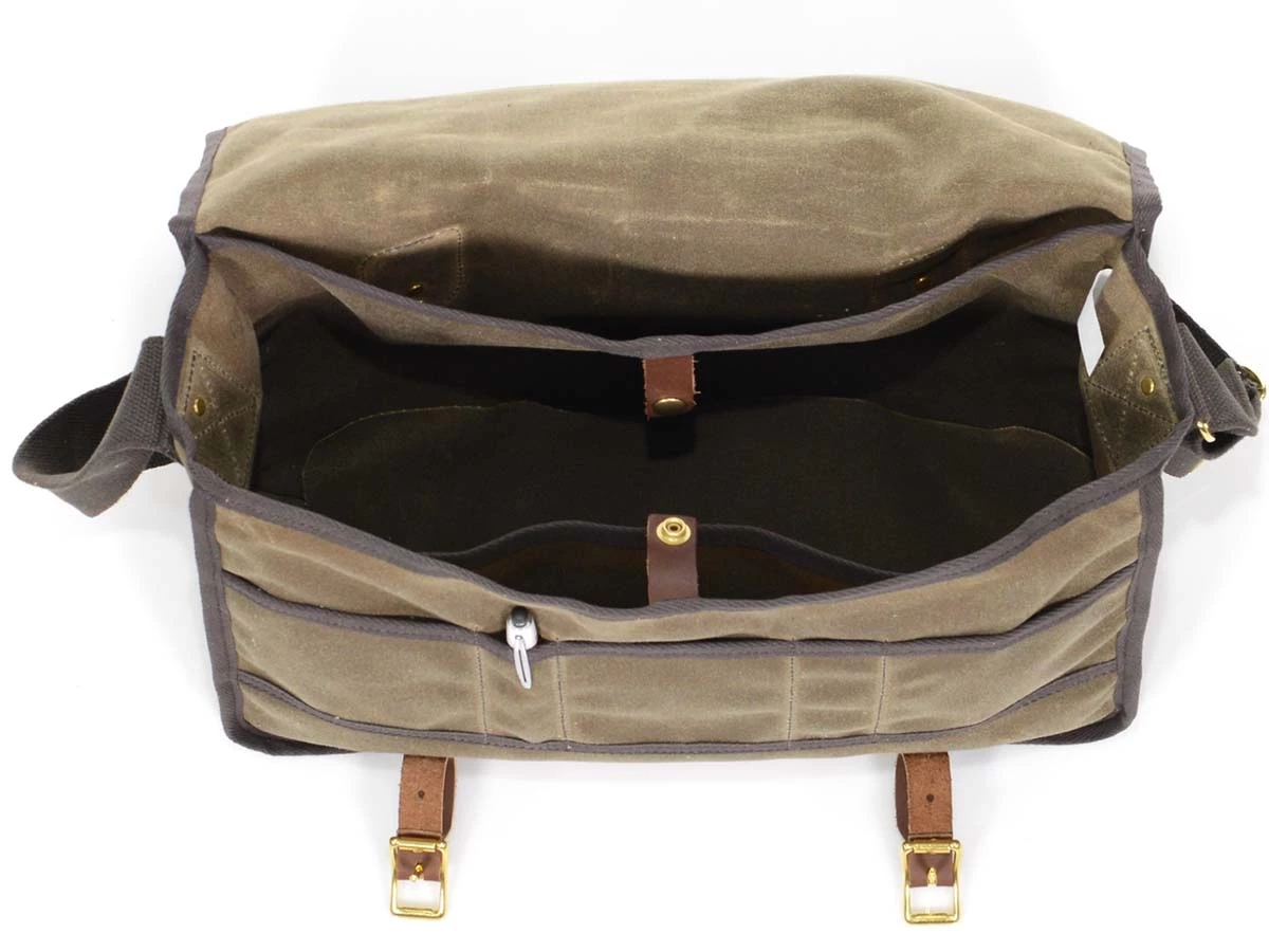 Frost River Vintage Messenger Bag - Image 2