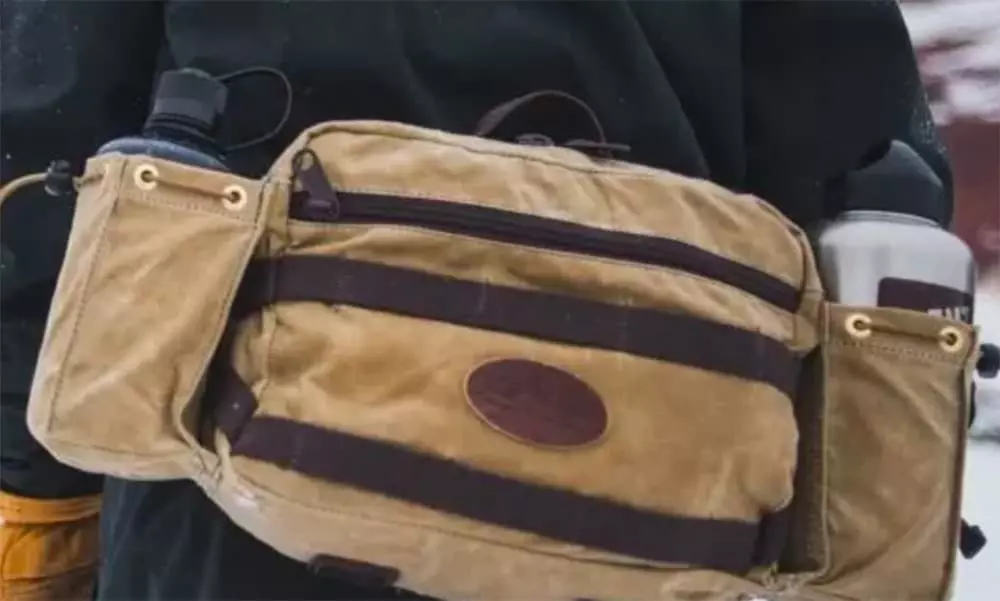 Frost River Back Bay Lumbar Pack - Image 8