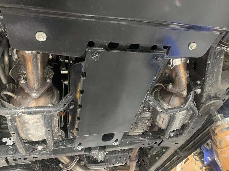 OCAM 1 Pce Steel Bash Plate For Toyota Landcruiser 200 Series, Transmission Cover 4mm Black - Image 4